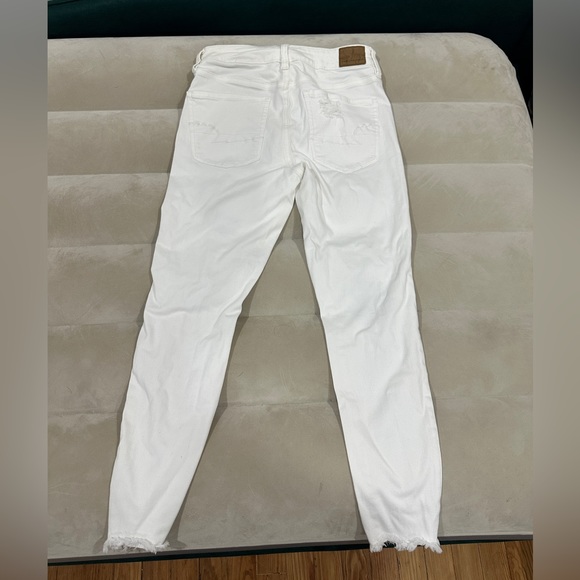 American Eagle Outfitters | Jeans | Female American Eagle White Jeans